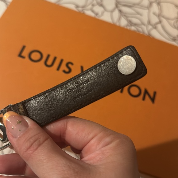 Leather bracelet LV in used conditions - Picture 2 of 3